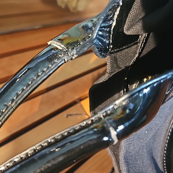 Tory Burch Ella Tote - Picture 10 of 13